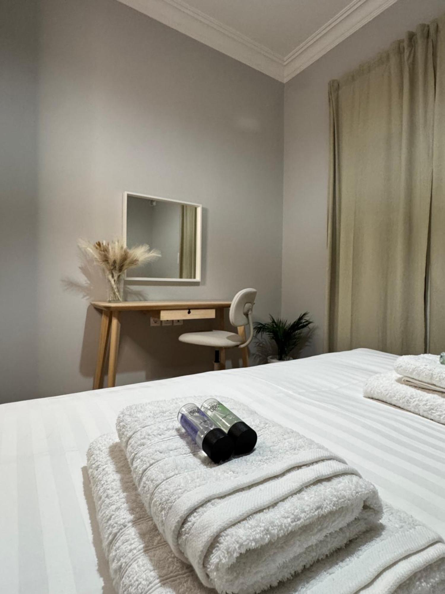 Urban Breeze Aparment 1 Leilighet Athen Eksteriør bilde